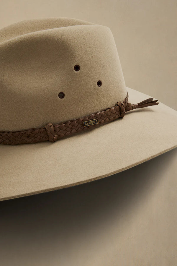 Akubra Riverina